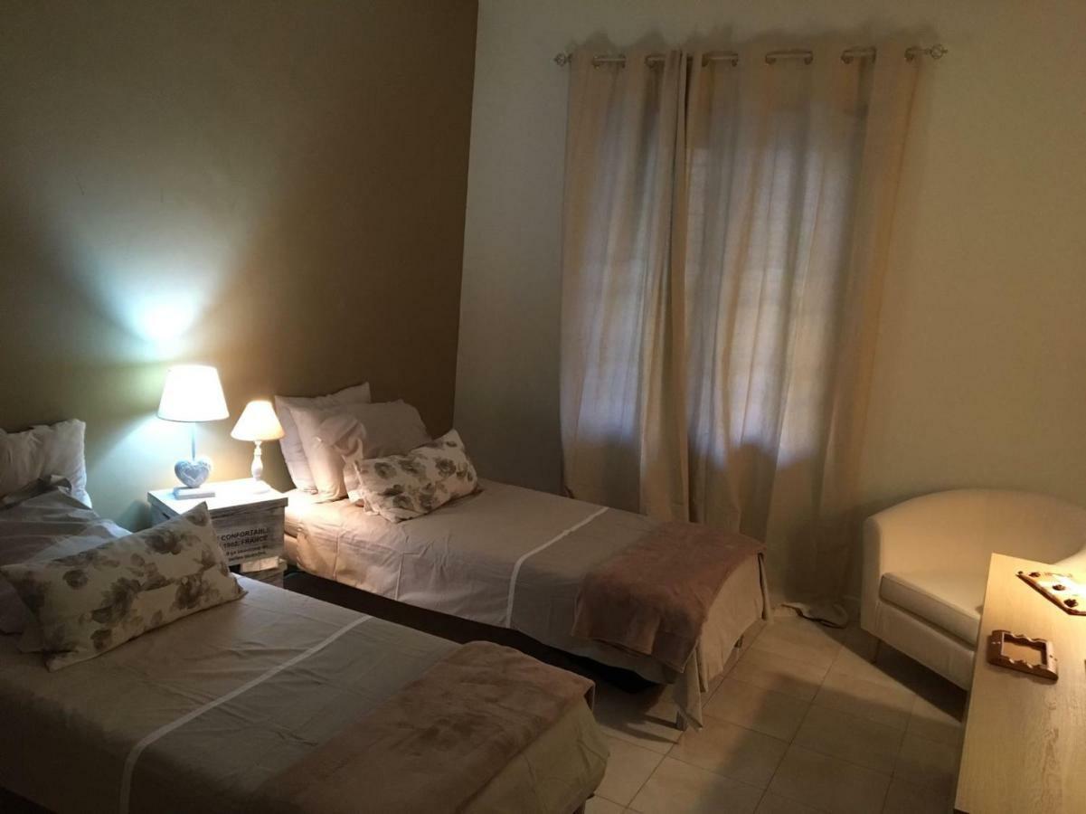 Luxury Apartment ติโวลี ภายนอก รูปภาพ